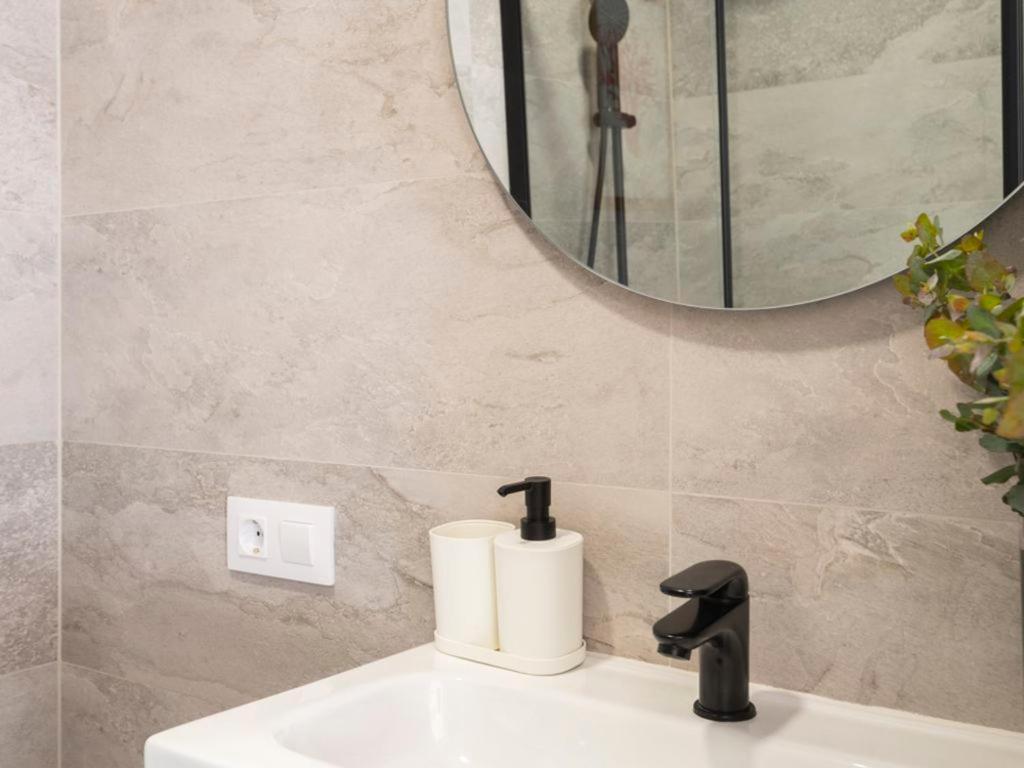 Elegante Apartamento En El Centro. Nuevo! Santander Exteriör bild